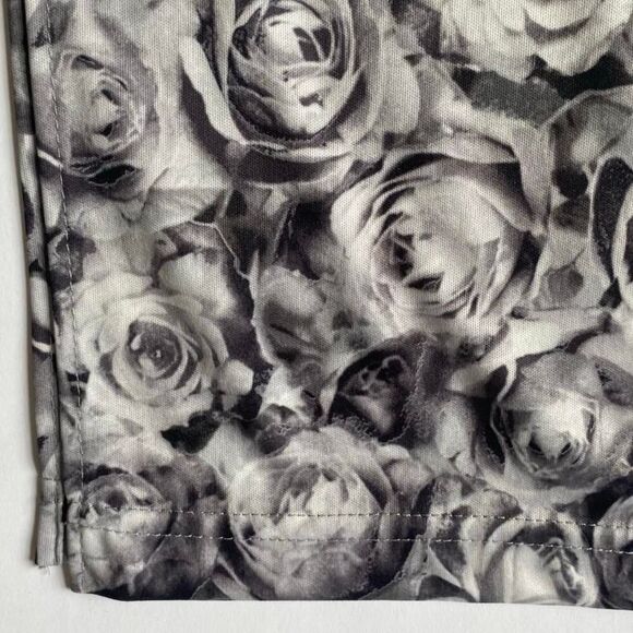 Vintage black & white rose skirt - Picture 4 of 8